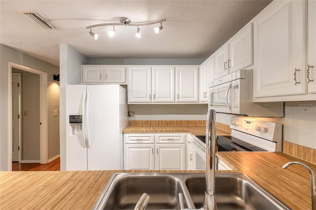 68 CYPRESS POND ROAD, Port Orange, FL 32128