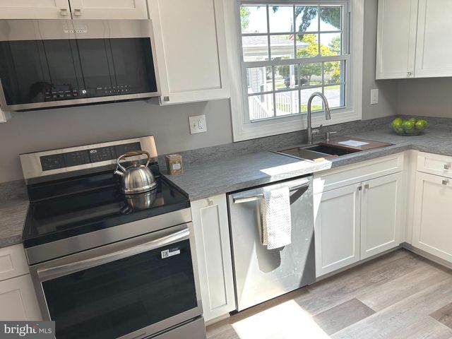 3 BAY VISTA DR, Berlin, MD 21811
