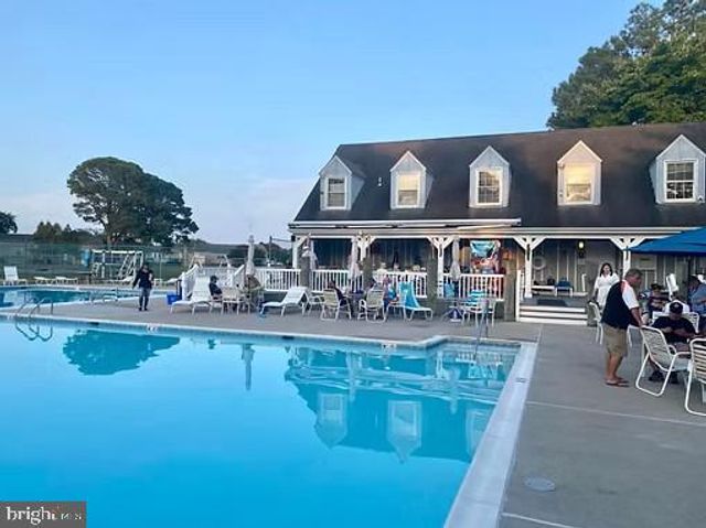 3 BAY VISTA DR, Berlin, MD 21811