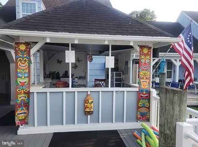 3 BAY VISTA DR, Berlin, MD 21811