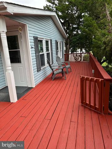 3 BAY VISTA DR, Berlin, MD 21811