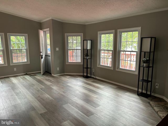 3 BAY VISTA DR, Berlin, MD 21811