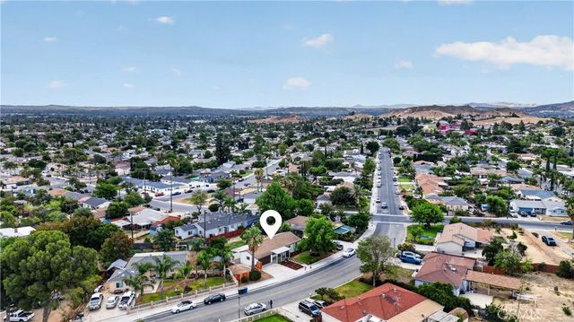 5651 Babb, Riverside, CA 92503