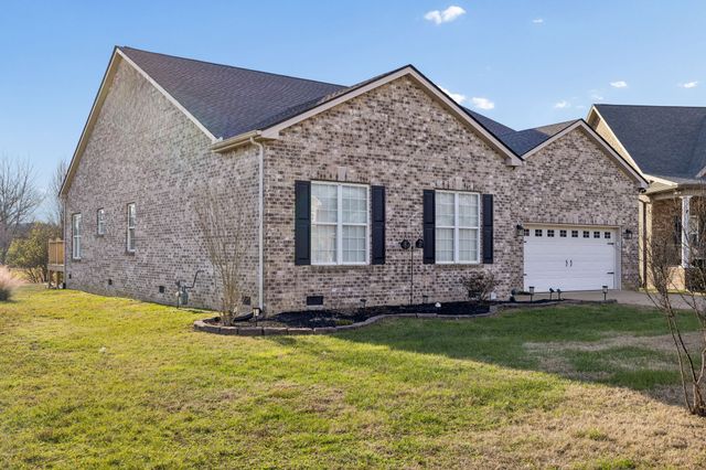 821 Northstar Ct, Old Hickory, TN 37138