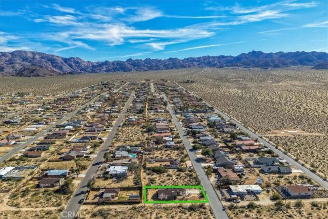 6543 Ivanpah, 29 Palms, CA 92277