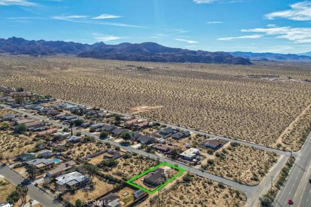 6543 Ivanpah, 29 Palms, CA 92277