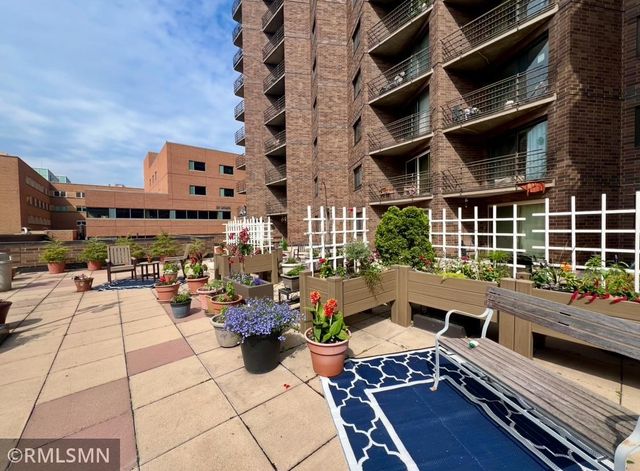 26 10th Street W 803, Saint Paul, MN 55102