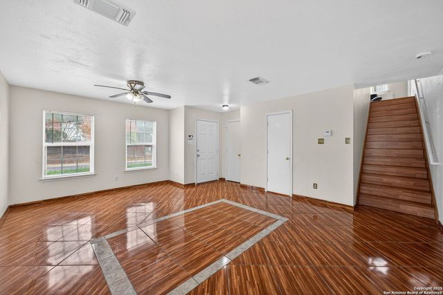 34 Dunthorte, San Antonio, TX 78250