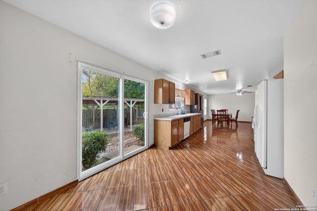 34 Dunthorte, San Antonio, TX 78250