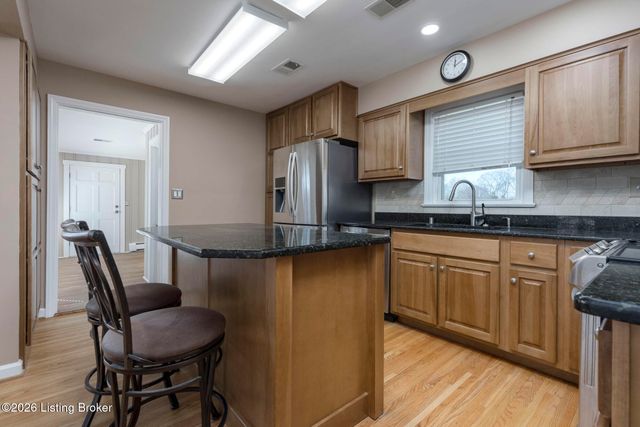 3108 Hewitt Ave, Louisville, KY 40220