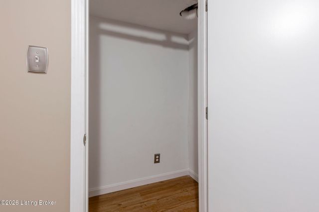 3108 Hewitt Ave, Louisville, KY 40220