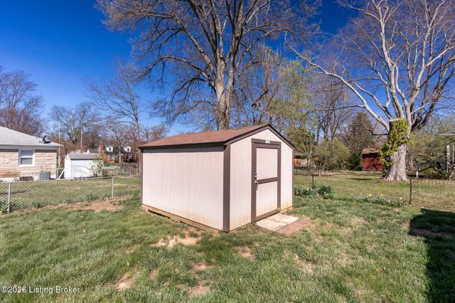 3108 Hewitt Ave, Louisville, KY 40220