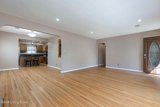 3108 Hewitt Ave, Louisville, KY 40220