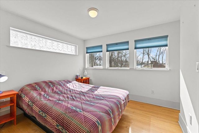 185 Maple Street, Burlington, VT 05401