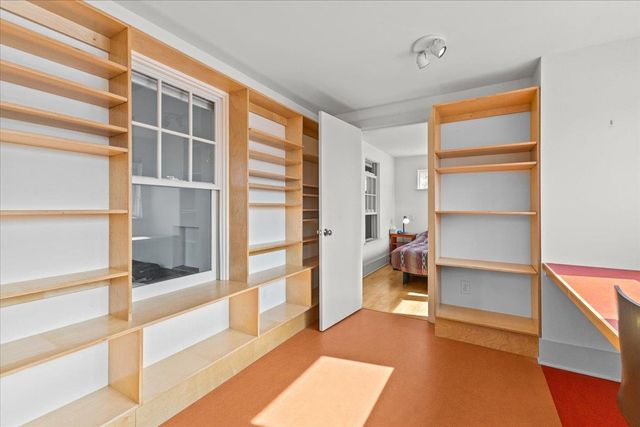 185 Maple Street, Burlington, VT 05401