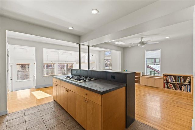 185 Maple Street, Burlington, VT 05401