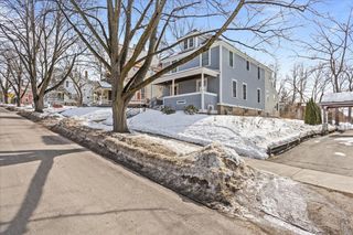 185 Maple Street, Burlington, VT 05401
