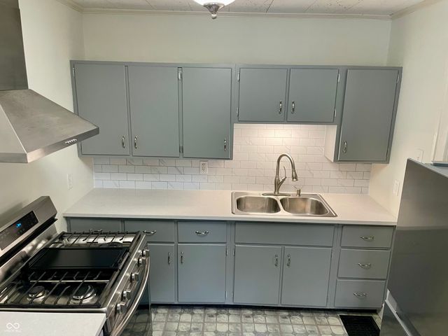 5841 Julian Avenue, Indianapolis, IN 46219