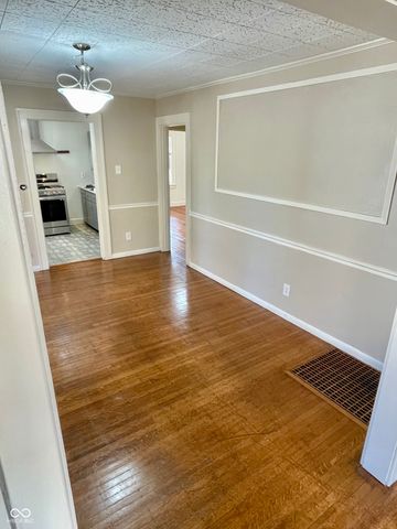 5841 Julian Avenue, Indianapolis, IN 46219