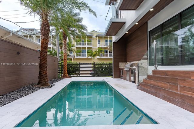 5601 N Ocean Dr 5601, Hollywood, FL 33019