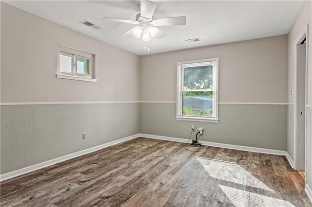 822 Dickinson Road, Independence, MO 64050