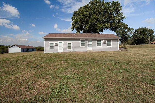 822 Dickinson Road, Independence, MO 64050