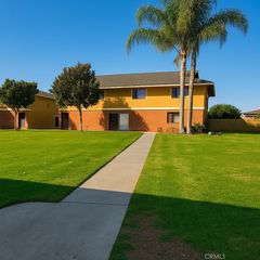 631 S Fairview Street 4F, Santa Ana, CA 92704