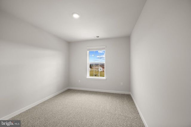 211 ECLIPSE ST, Charles Town, WV 25414