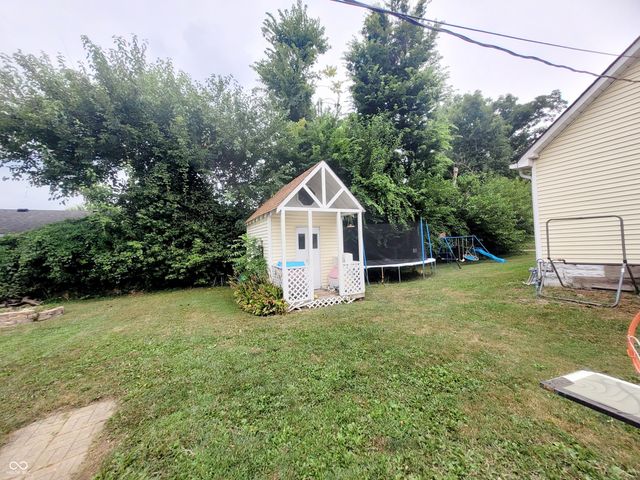 232 N East Street, Plainfield, IN 46168