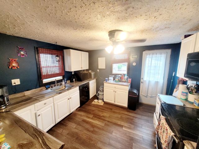 232 N East Street, Plainfield, IN 46168