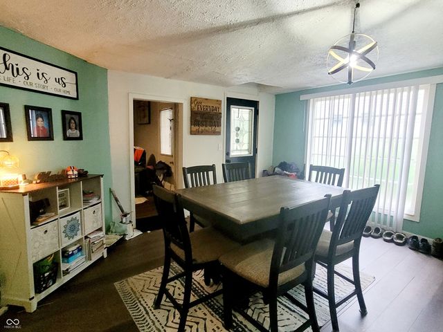 232 N East Street, Plainfield, IN 46168