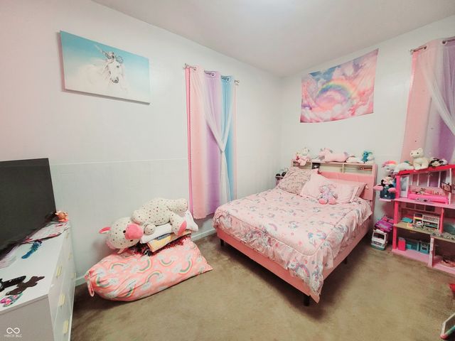 232 N East Street, Plainfield, IN 46168