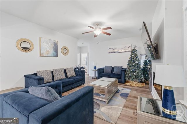 13 Wiregrass Way, Savannah, GA 31419