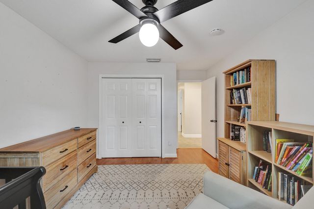 10050 NW 14th Street, Plantation, FL 33322