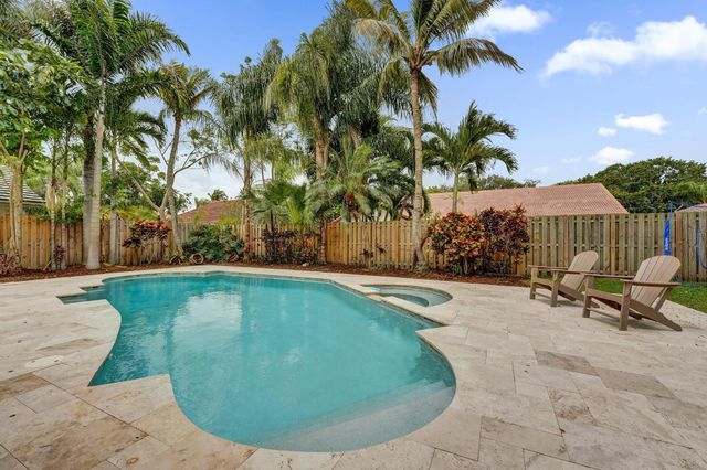 10050 NW 14th Street, Plantation, FL 33322