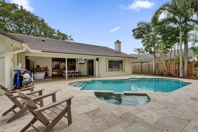 10050 NW 14th Street, Plantation, FL 33322