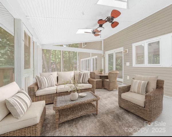 512 Saint Cloud Drive, Statesville, NC 28625