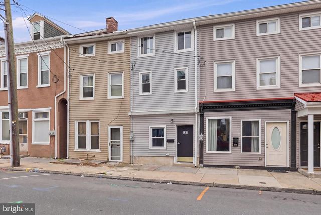 141 N 9TH ST, Lebanon, PA 17046