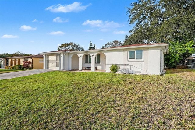 5725 THRUSH DRIVE, New Port Richey, FL 34652