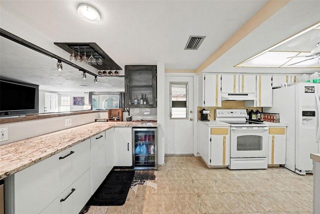 5725 THRUSH DRIVE, New Port Richey, FL 34652