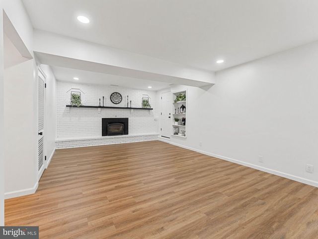 187 S LAKESIDE DR E, Medford, NJ 08055