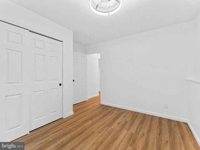 187 S LAKESIDE DR E, Medford, NJ 08055