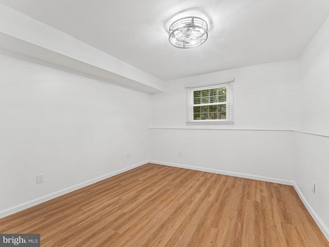 187 S LAKESIDE DR E, Medford, NJ 08055