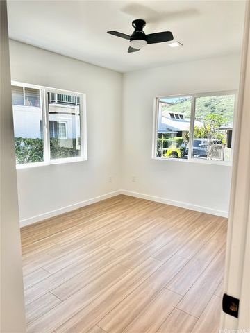 1810 9th Avenue, Honolulu, HI 96816