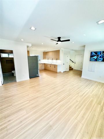 1810 9th Avenue, Honolulu, HI 96816