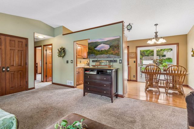 4712 Covington Court, Eagan, MN 55122