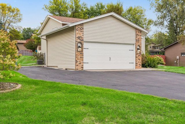 4712 Covington Court, Eagan, MN 55122