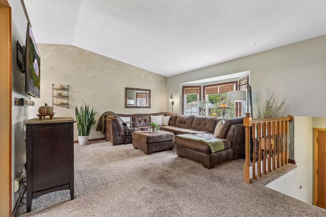 4712 Covington Court, Eagan, MN 55122