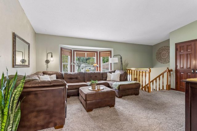 4712 Covington Court, Eagan, MN 55122