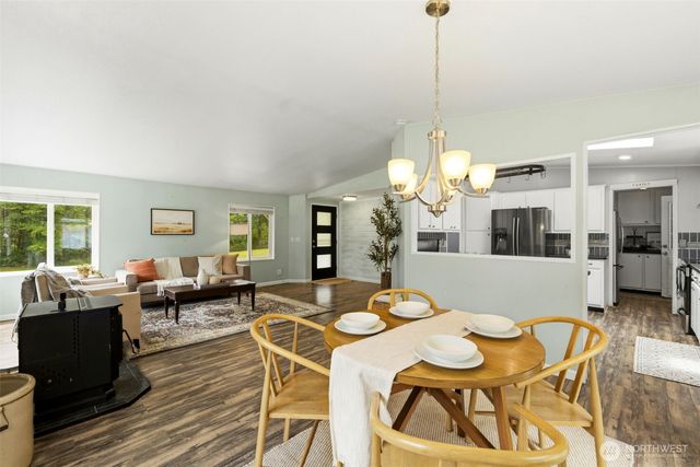 4763 SW Paradise Lane, Port Orchard, WA 98367